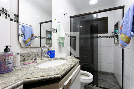 Apartamento à venda com 175m², 4 quartos e 3 vagas Apartamento à venda com 175m², 4 quartos e 3 vagasBanheiro do Corredor