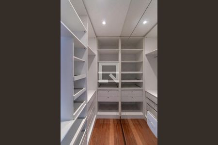 Apartamento para alugar com 187m², 3 quartos e 3 vagas Apartamento para alugar com 187m², 3 quartos e 3 vagasSuíte 3