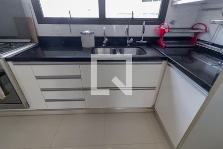 Apartamento para alugar com 187m², 3 quartos e 3 vagas Apartamento para alugar com 187m², 3 quartos e 3 vagasCozinha