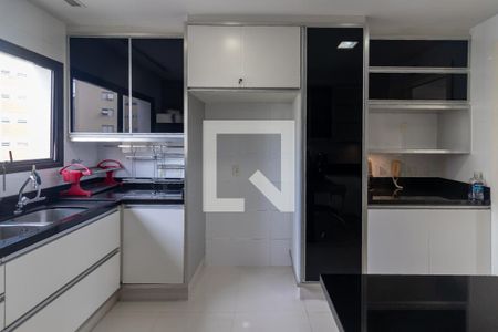 Apartamento para alugar com 187m², 3 quartos e 3 vagas Apartamento para alugar com 187m², 3 quartos e 3 vagasCozinha