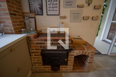 Casa de condomínio à venda com 450m², 4 quartos e 2 vagas Casa de condomínio à venda com 450m², 4 quartos e 2 vagasCozinha