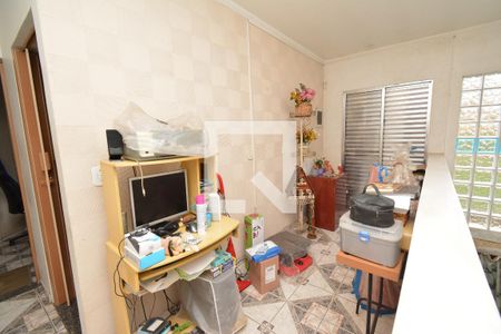 Casa à venda com 138m², 3 quartos e 2 vagas Casa à venda com 138m², 3 quartos e 2 vagasCorredor