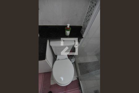 Casa à venda com 247m², 4 quartos e 4 vagasBanheiro do Corredor