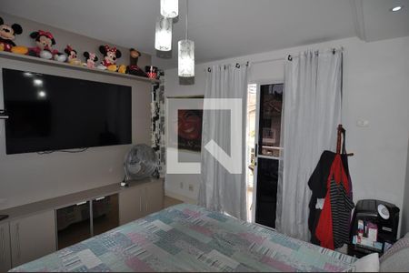 Casa à venda com 247m², 4 quartos e 4 vagasQuarto 2 - Armários