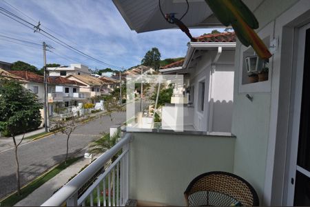 Casa à venda com 247m², 4 quartos e 4 vagasVaranda do Quarto 2