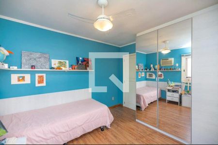 Casa à venda com 350m², 4 quartos e 4 vagas Casa à venda com 350m², 4 quartos e 4 vagasQuarto 2