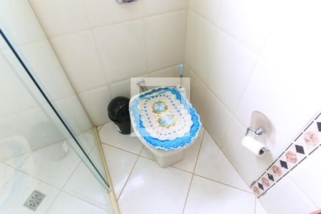 Casa para alugar com 225m², 2 quartos e 2 vagasBanheiro 1