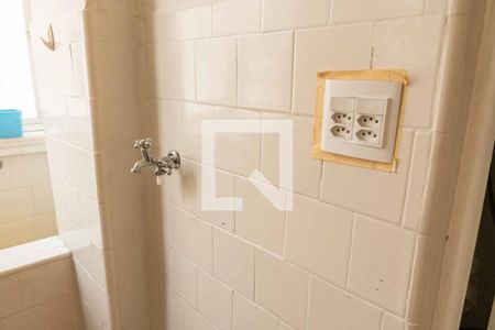 Apartamento à venda com 86m², 2 quartos e 1 vaga Apartamento à venda com 86m², 2 quartos e 1 vagaÁrea de Serviço