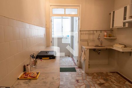 Apartamento à venda com 86m², 2 quartos e 1 vaga Apartamento à venda com 86m², 2 quartos e 1 vagaCozinha