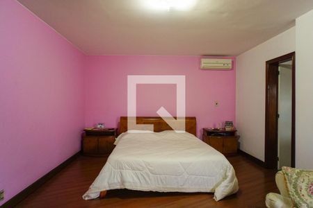 Apartamento à venda com 420m², 4 quartos e 2 vagas Apartamento à venda com 420m², 4 quartos e 2 vagasSuíte 1