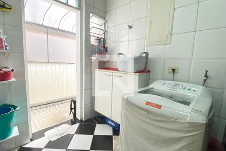 Casa de condomínio à venda com 420m², 4 quartos e 4 vagasÁrea de Serviço