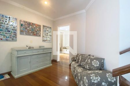 Casa de condomínio à venda com 420m², 4 quartos e 4 vagasHall