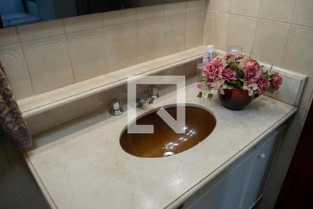 Casa à venda com 150m², 3 quartos e 3 vagas Casa à venda com 150m², 3 quartos e 3 vagasBanheiro quarto 2