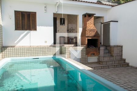 Casa à venda com 150m², 3 quartos e 3 vagas Casa à venda com 150m², 3 quartos e 3 vagasVista Quarto 3 suite