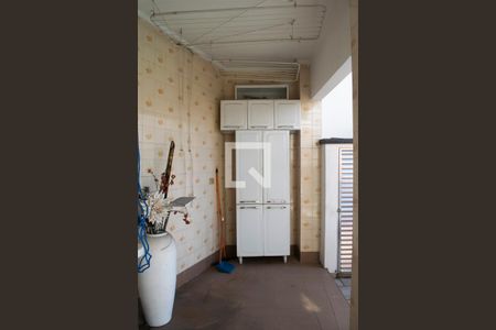 Casa à venda com 150m², 3 quartos e 3 vagas Casa à venda com 150m², 3 quartos e 3 vagasÁrea de Serviço