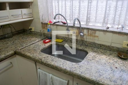 Casa à venda com 150m², 3 quartos e 3 vagas Casa à venda com 150m², 3 quartos e 3 vagasCozinha