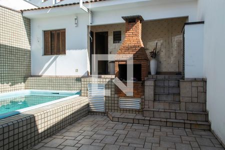 Casa à venda com 150m², 3 quartos e 3 vagas Casa à venda com 150m², 3 quartos e 3 vagasQuintal