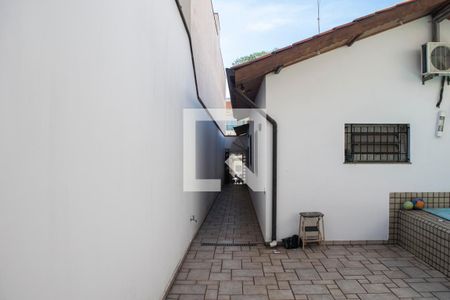 Casa à venda com 150m², 3 quartos e 3 vagas Casa à venda com 150m², 3 quartos e 3 vagasQuintal