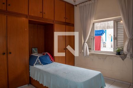 Casa à venda com 234m², 3 quartos e 2 vagas Casa à venda com 234m², 3 quartos e 2 vagasQuarto 2
