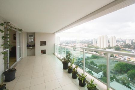 Apartamento à venda com 138m², 4 quartos e 2 vagasVaranda