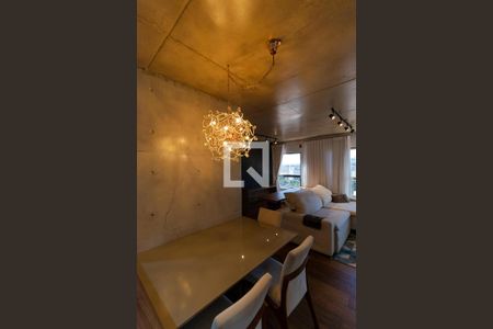 Apartamento à venda com 70m², 1 quarto e 1 vagaSalas