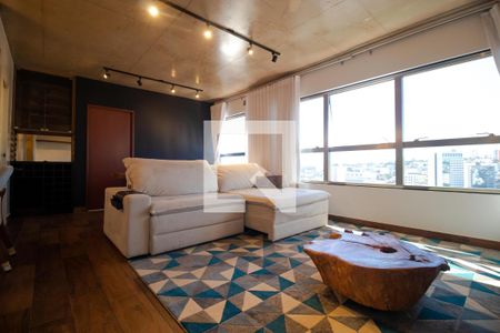 Apartamento à venda com 70m², 1 quarto e 1 vagaSalas