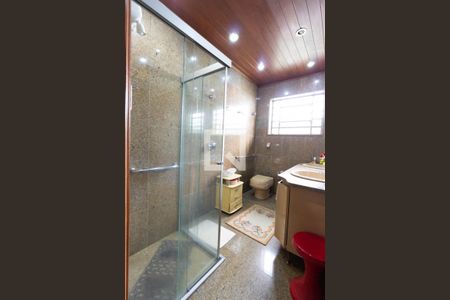 Casa à venda com 258m², 3 quartos e 4 vagas Casa à venda com 258m², 3 quartos e 4 vagasBanheiro
