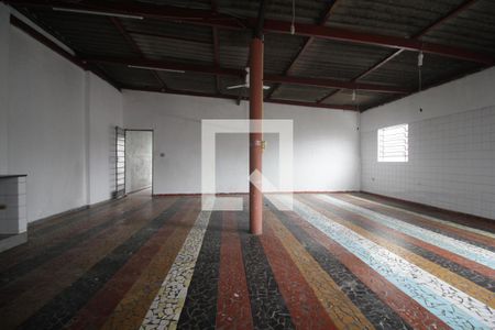 Casa à venda com 316m², 3 quartos e 4 vagasÁrea Externa