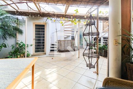 Casa à venda com 536m², 4 quartos e 2 vagasQuintal