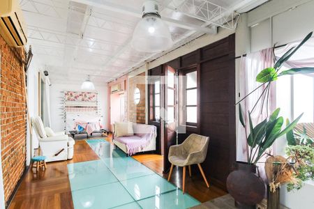 Casa à venda com 536m², 4 quartos e 2 vagasVaranda