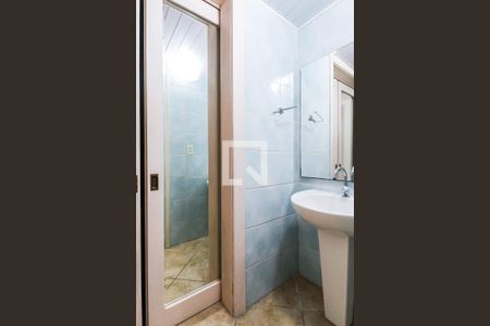 Casa à venda com 536m², 4 quartos e 2 vagasBanheiro 2