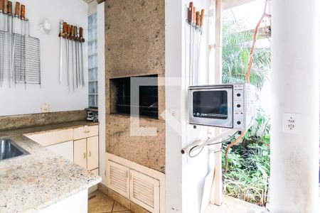 Casa à venda com 536m², 4 quartos e 2 vagasChurrasqueira