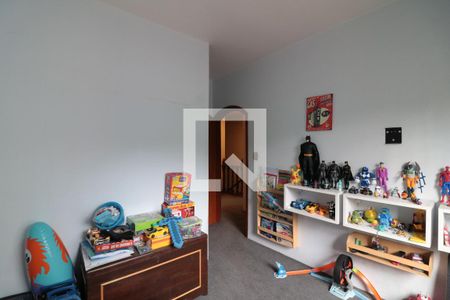 Casa à venda com 219m², 4 quartos e 3 vagasQuarto 2