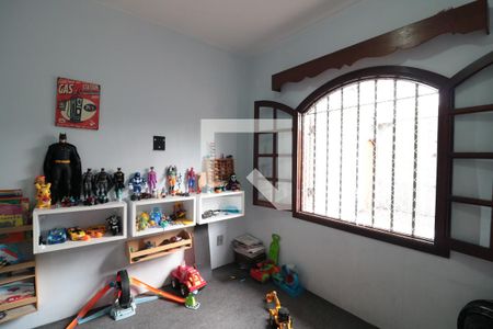 Casa à venda com 219m², 4 quartos e 3 vagasQuarto 2