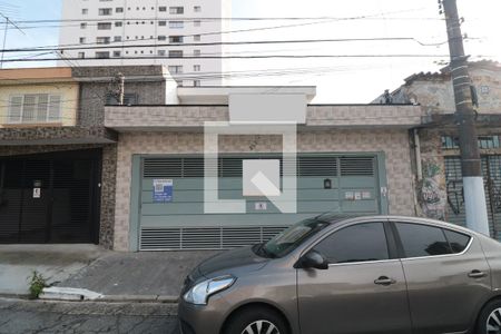 Casa à venda com 219m², 4 quartos e 3 vagasFachada