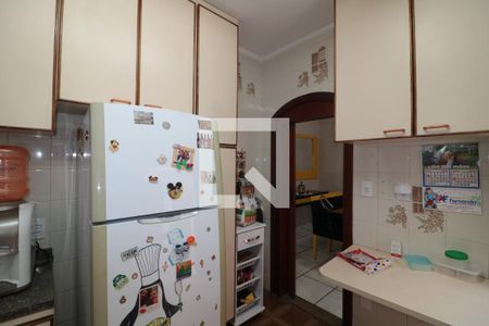 Casa à venda com 219m², 4 quartos e 3 vagasCozinha