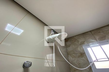 Casa à venda com 90m², 3 quartos e 1 vagaChuveiro do Banheiro Social