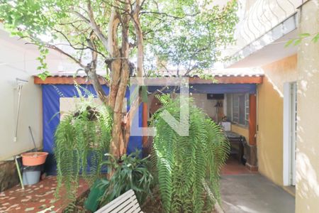 Casa à venda com 283m², 4 quartos e 2 vagas Casa à venda com 283m², 4 quartos e 2 vagasBanheiro