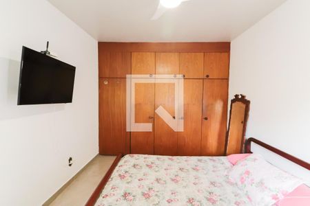 Casa à venda com 283m², 4 quartos e 2 vagas Casa à venda com 283m², 4 quartos e 2 vagasCasa 2