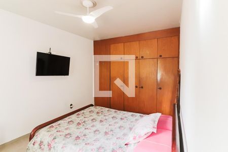 Casa à venda com 283m², 4 quartos e 2 vagas Casa à venda com 283m², 4 quartos e 2 vagasCasa 2