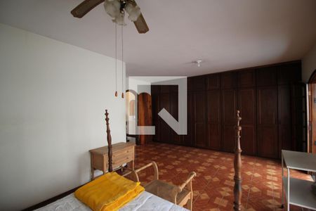 Casa à venda com 342m², 5 quartos e 4 vagasQuarto 1