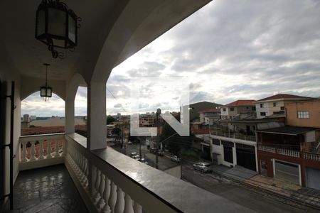 Casa à venda com 342m², 5 quartos e 4 vagasVaranda