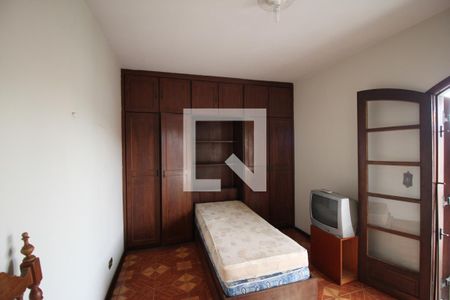 Casa à venda com 342m², 5 quartos e 4 vagasBanheiro da Suíte 2