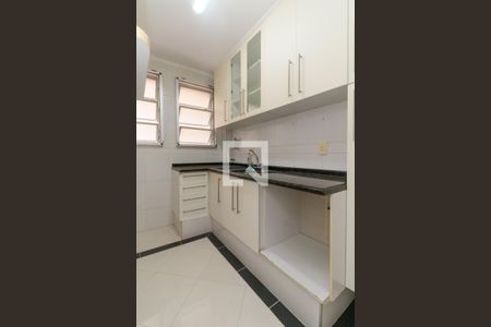 Apartamento à venda com 57m², 1 quarto e sem vaga Apartamento à venda com 57m², 1 quarto e sem vagaCozinha