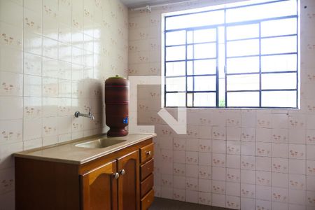 Casa à venda com 318m², 6 quartos e 4 vagas Casa à venda com 318m², 6 quartos e 4 vagasCozinha 2