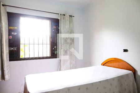 Casa à venda com 318m², 6 quartos e 4 vagas Casa à venda com 318m², 6 quartos e 4 vagasQuarto 3