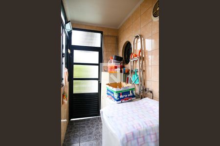 Casa à venda com 318m², 6 quartos e 4 vagas Casa à venda com 318m², 6 quartos e 4 vagasLavanderia