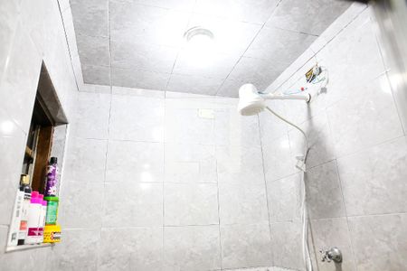 Casa à venda com 318m², 6 quartos e 4 vagas Casa à venda com 318m², 6 quartos e 4 vagasBanheiro Social 3