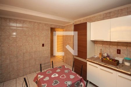 Casa à venda com 300m², 5 quartos e 2 vagas Casa à venda com 300m², 5 quartos e 2 vagasCozinha