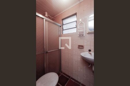 Casa à venda com 247m², 3 quartos e 3 vagasBanheiro de serviço